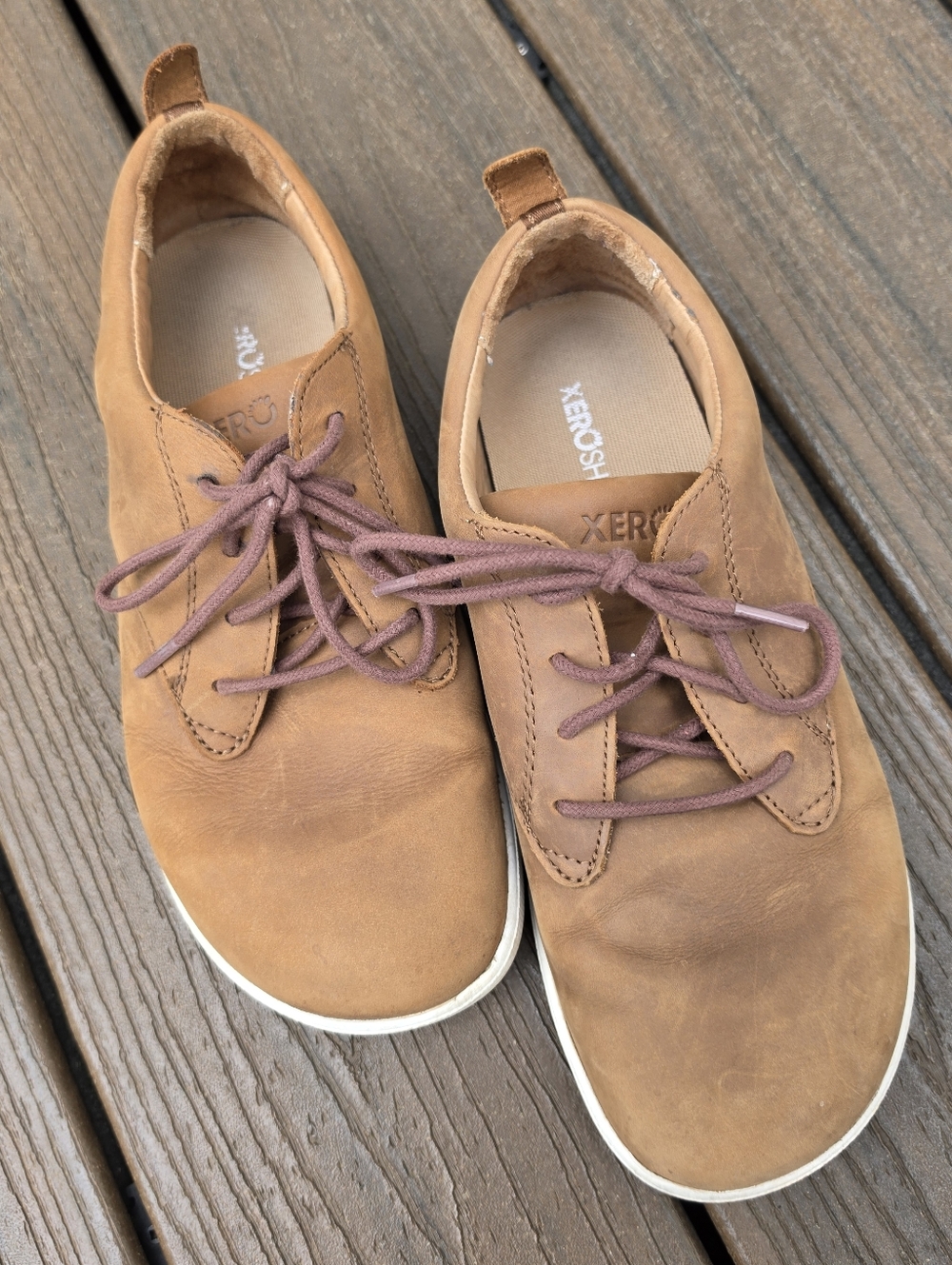 EUC Xero Shoes Men’s “Glenn” casual-dress leather barefoot shoe.  Size 9.